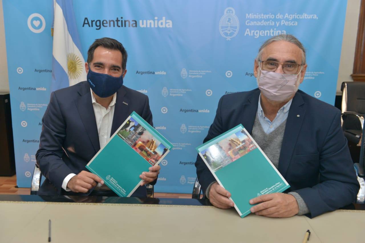 Junto con Agricultura, impulsamos la conectividad en zonas rurales