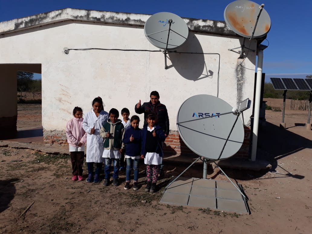 Un total de 156 escuelas rurales acceden por primera vez a internet a través de ARSAT